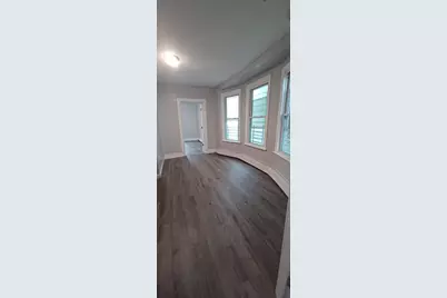 35 Orient Ave, Jersey City, NJ 07305 - Photo 9