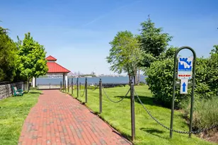 101 Shearwater Ct E, Jersey City, NJ 07305 - Photo 37