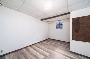 179 Manhattan Ave, Jersey City, NJ 07307 - Photo 11