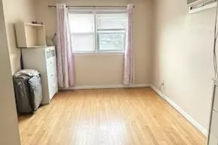 172 W 24th St, Bayonne, NJ 07002 - Photo 3
