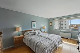 2077 Center Ave, Fort Lee, NJ 07024 - Photo 9