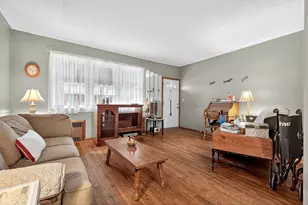 100 Lexington Ave, Bayonne, NJ 07002 - Photo 5