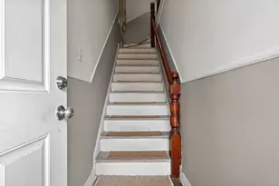 100 Lexington Ave, Bayonne, NJ 07002 - Photo 13