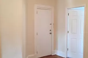 31 Van Nostrand Ave, Jersey City, NJ 07305 - Photo 5