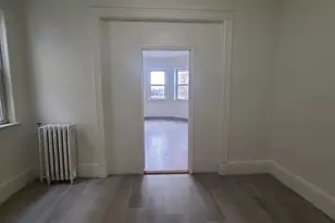 242 Bowers St, Jersey City, NJ 07307 - Photo 7