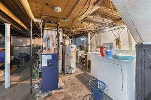 154 W 33rd St, Bayonne, NJ 07002 - Photo 35