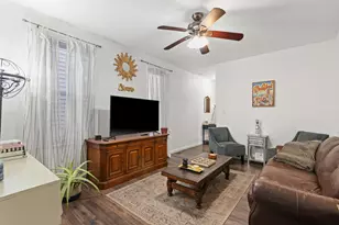 81 Humphrey Ave, Bayonne, NJ 07002 - Photo 13