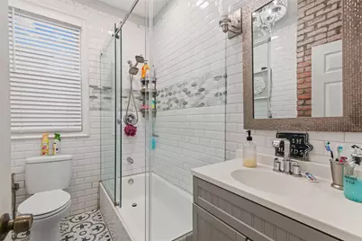 81 Humphrey Ave, Bayonne, NJ 07002 - Photo 27