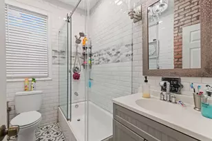 81 Humphrey Ave, Bayonne, NJ 07002 - Photo 27