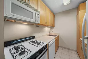 7000 Blvd E, Guttenberg, NJ 07093 - Photo 7