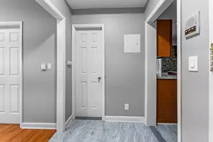 248 Clendenny Ave, Jersey City, NJ 07304 - Photo 17