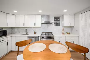 70 Bowers St, Jersey City, NJ 07307 - Photo 5