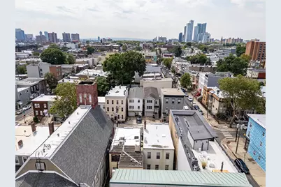 70 Bowers St #1, Jersey City, NJ 07307 - Photo 33