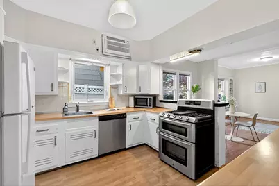 7 Roosevelt Terrace, Bayonne, NJ 07002 - Photo 13