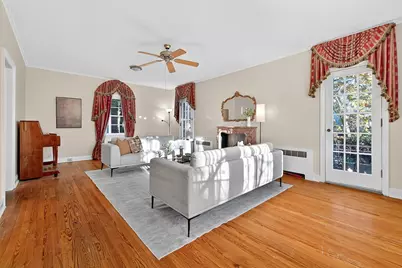 7 Roosevelt Terrace, Bayonne, NJ 07002 - Photo 5