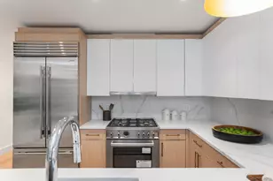 274 7th St, Jersey City, NJ 07302 - Photo 9
