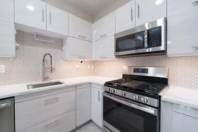 65 Storms Ave #2C, Jersey City, NJ 07306 - Photo 9