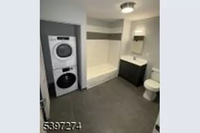 160 Lafayette St #102, Jersey City, NJ 07304 - Photo 3