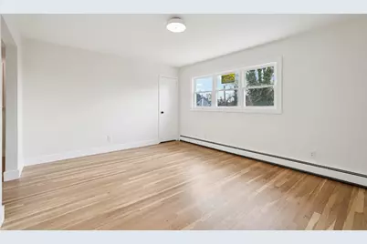 43 Edwards Ct, Bayonne, NJ 07002 - Photo 17