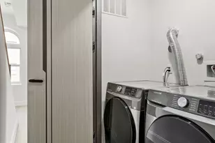 133 Clifton Pl, Jersey City, NJ 07304 - Photo 9