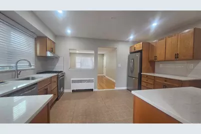 736 3rd St #1st floor, Secaucus, NJ 07094 - Photo 5