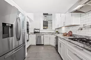 83 Montgomery St, Jersey City, NJ 07302 - Photo 17