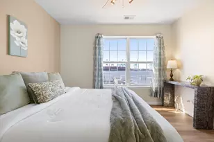 22 Marina Dr, Bayonne, NJ 07002 - Photo 21
