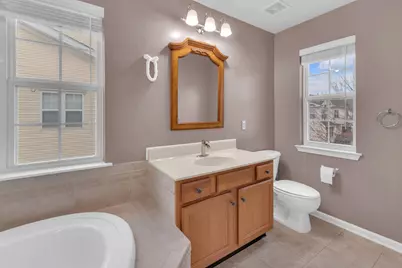 22 Marina Dr, Bayonne, NJ 07002 - Photo 11