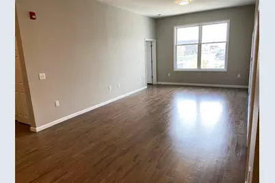 195 Avenue E #204, Bayonne, NJ 07002 - Photo 13