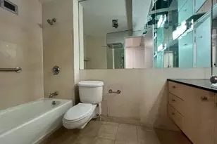 7002 Blvd E, Guttenberg, NJ 07093 - Photo 9