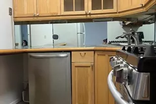 7002 Blvd E, Guttenberg, NJ 07093 - Photo 3