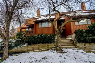 570 Sanderling Ct, Secaucus, NJ 07094 - Photo 1