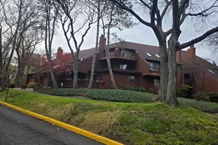 570 Sanderling Ct, Secaucus, NJ 07094 - Photo 5