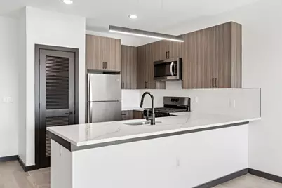 132 Mallory Ave #505, Jersey City, NJ 07304 - Photo 1