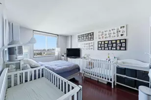 100 Manhattan Ave, Union City, NJ 07087 - Photo 11