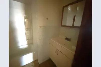 910-912 Broadway #3, Bayonne, NJ 07002 - Photo 9