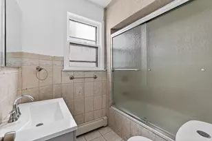 107 Brown Pl, Jersey City, NJ 07305 - Photo 9