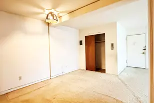 154 Bowers St, Jersey City, NJ 07307 - Photo 7