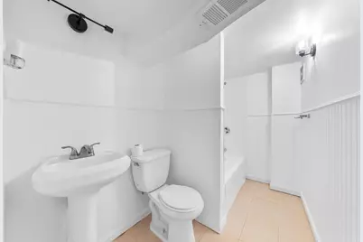 64 Oak St, Jersey City, NJ 07304 - Photo 15