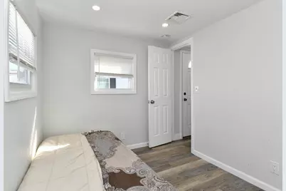 34 Helen Dr, Moonachie, NJ 07074 - Photo 11