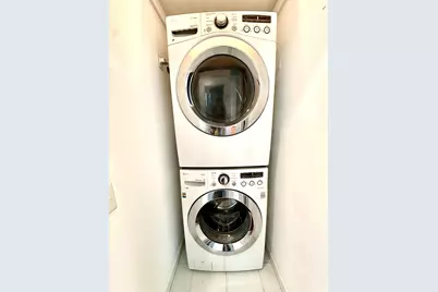 606 Kennedy Blvd #1, Jersey City, NJ 07087 - Photo 7