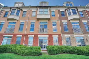 3 Regency Pl, Weehawken, NJ 07086 - Photo 17