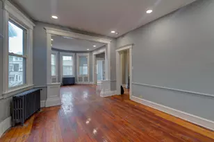 153 Wegman Pkwy, Jersey City, NJ 07305 - Photo 3