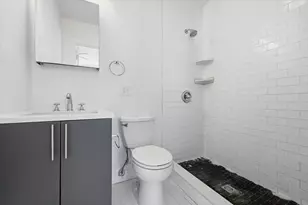 76 Bowers St, Jersey City, NJ 07307 - Photo 9