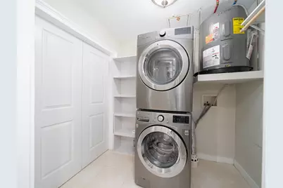 96 Tidewater St #1G, Jersey City, NJ 07302 - Photo 9