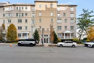 200 Shearwater Ct W, Jersey City, NJ 07305 - Photo 31