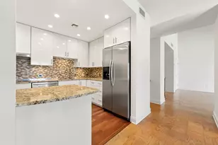 200 Shearwater Ct W, Jersey City, NJ 07305 - Photo 13