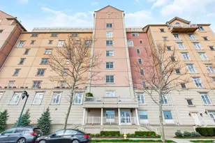 207 Shearwater Ct W, Jersey City, NJ 07305 - Photo 17