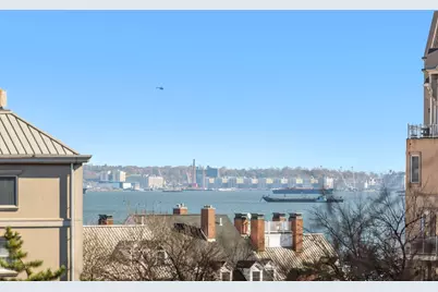 207 Shearwater Ct West #55, Jersey City, NJ 07305 - Photo 15