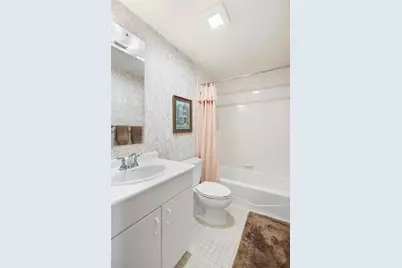 207 Shearwater Ct West #55, Jersey City, NJ 07305 - Photo 11